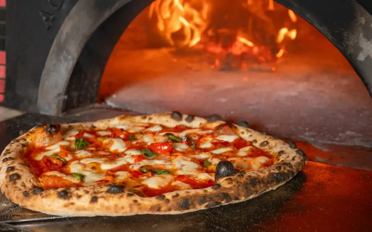 Wood-Fired Pizza and Pasta in Palm Coast